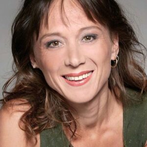 تصویر هنرمند Helen Buday