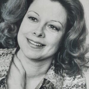 تصویر هنرمند Dawn Greenhalgh