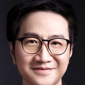 تصویر هنرمند Sataporn Panichraksapong