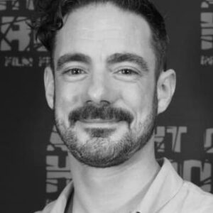 تصویر هنرمند Thomas Roach