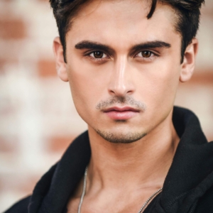 تصویر هنرمند Tyler James White