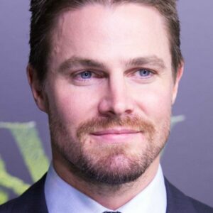 تصویر هنرمند Stephen Amell