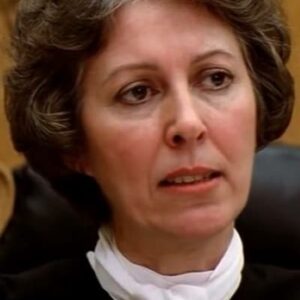 تصویر هنرمند Lois de Banzie