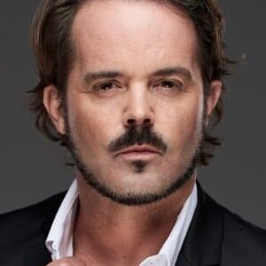 تصویر هنرمند James Aaron Oliver