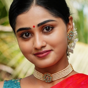 تصویر هنرمند Athira Raj