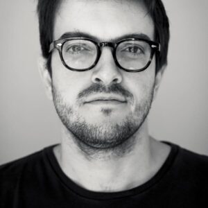 تصویر هنرمند Rodrigo Teixeira