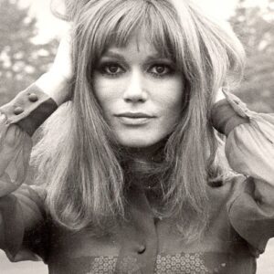 تصویر هنرمند Olga Georges-Picot