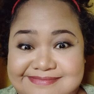 تصویر هنرمند Lotlot Bustamante