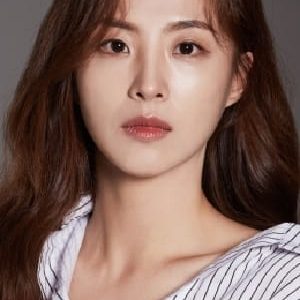 تصویر هنرمند Kim Baek-ri