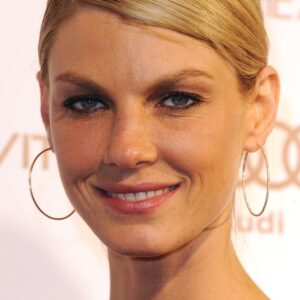 تصویر هنرمند Angela Lindvall