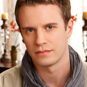 تصویر هنرمند Luke Mably