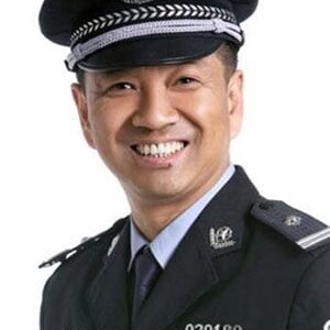 تصویر هنرمند Zhou Xiaobin