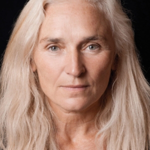 تصویر هنرمند Olwen Fouéré