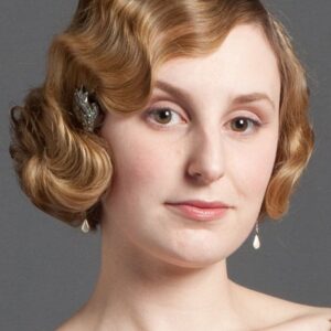 تصویر هنرمند Laura Carmichael