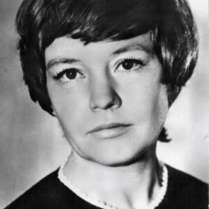 تصویر هنرمند Nina Antonova