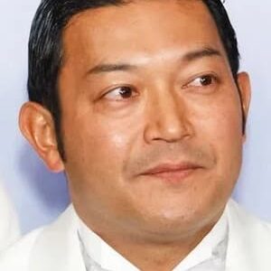 تصویر هنرمند Tomomitsu Yamaguchi