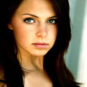 تصویر هنرمند Chelsea Russo