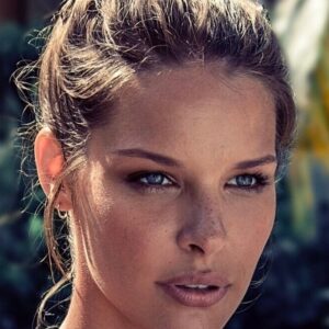 تصویر هنرمند Liz Godwin