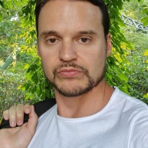 تصویر هنرمند Benn Jovanovski