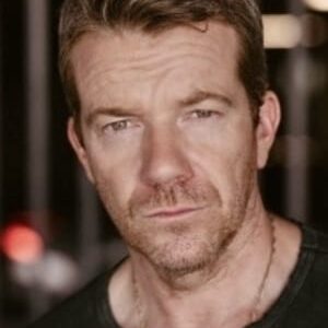 تصویر هنرمند Max Beesley
