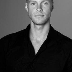 تصویر هنرمند Andrew Crawford