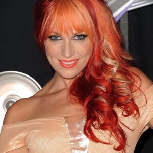 تصویر هنرمند Bonnie McKee