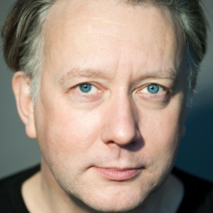 تصویر هنرمند Jasper Britton