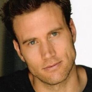 تصویر هنرمند Greg Cromer