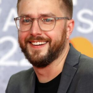 تصویر هنرمند Iain Stirling