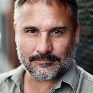 تصویر هنرمند Luke Elliot