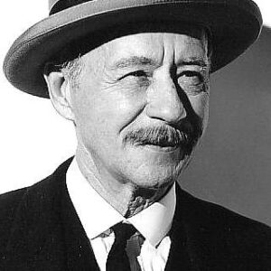 تصویر هنرمند Douglas Gordon