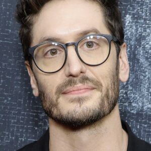 تصویر هنرمند Parker Finn