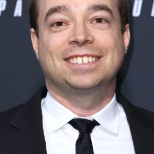 تصویر هنرمند Evan Schiff