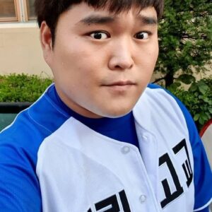 تصویر هنرمند Ahn Dong Yeob