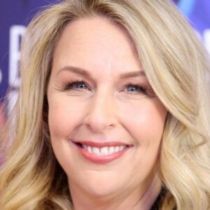 تصویر هنرمند Hannah Walters