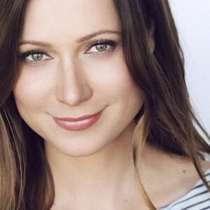 تصویر هنرمند Sarah Ann Schultz