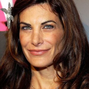 تصویر هنرمند Hilary Shepard