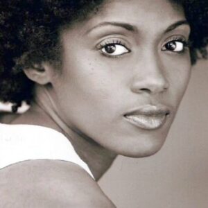 تصویر هنرمند Vicky Lambert