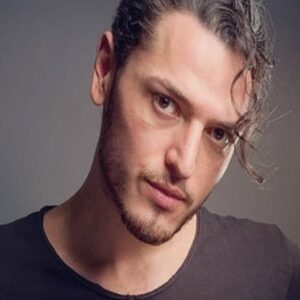 تصویر هنرمند Ömer Faruk Aran