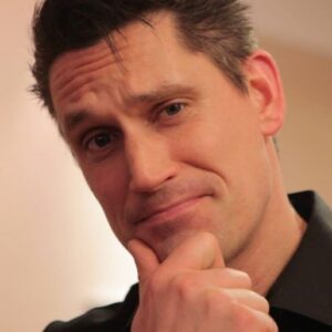 تصویر هنرمند Brett Manyluk