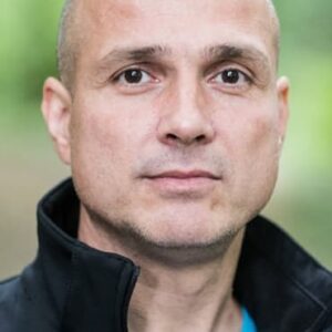 تصویر هنرمند Dušan Cinkota