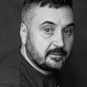 تصویر هنرمند Vladimir Golov