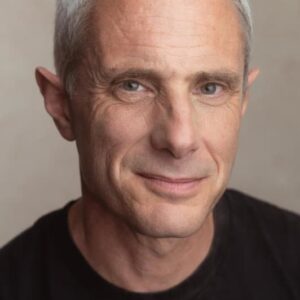 تصویر هنرمند Adrian Annis