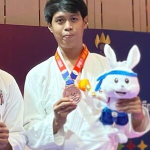 تصویر هنرمند Jayson Cayari