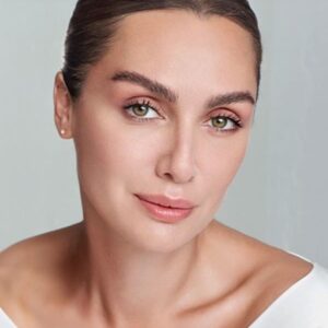 تصویر هنرمند Birce Akalay