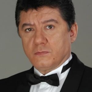 تصویر هنرمند Tarık Ünlüoğlu