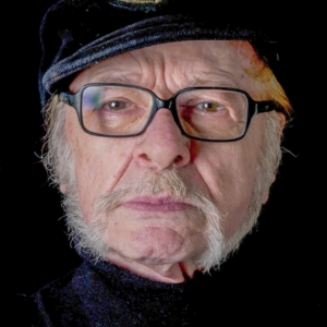 تصویر هنرمند Kayhan Yıldızoğlu