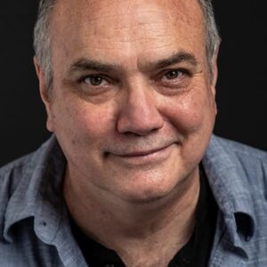 تصویر هنرمند Elliott Bales