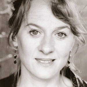 تصویر هنرمند Niamh Cusack