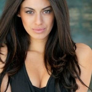 تصویر هنرمند Yolanda Pecoraro